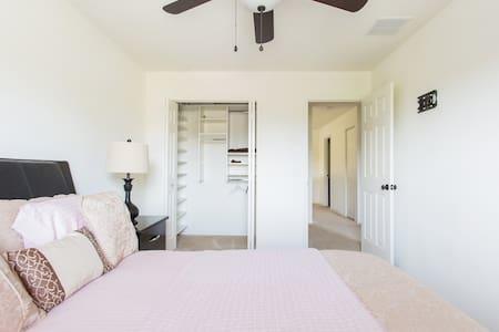 Modern 4 Bedroom House With Swimming Pool Clearwater Esterno foto